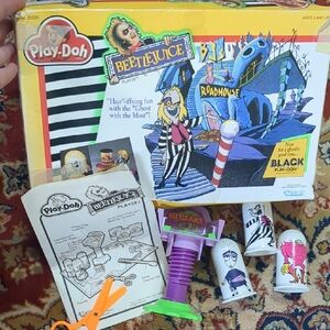 Vintage 1990 Kenner Beetlejuice Play-Doh Haircut Play Set